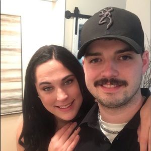 Meet your Posher, Levi